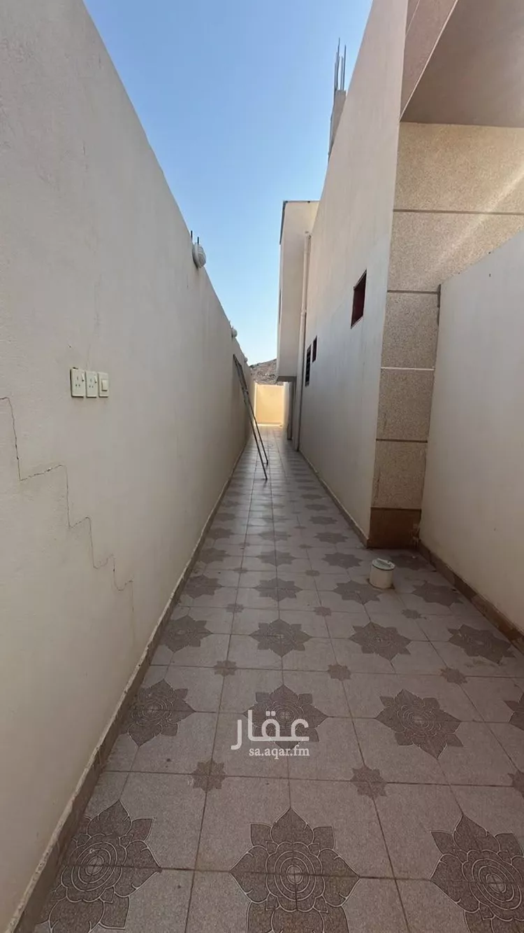 عمارة للبيع في شارع وادي البطان 507, حي وادي البطان, مدينة المدينة المنورة, منطقة المدينة المنورة صورة 2