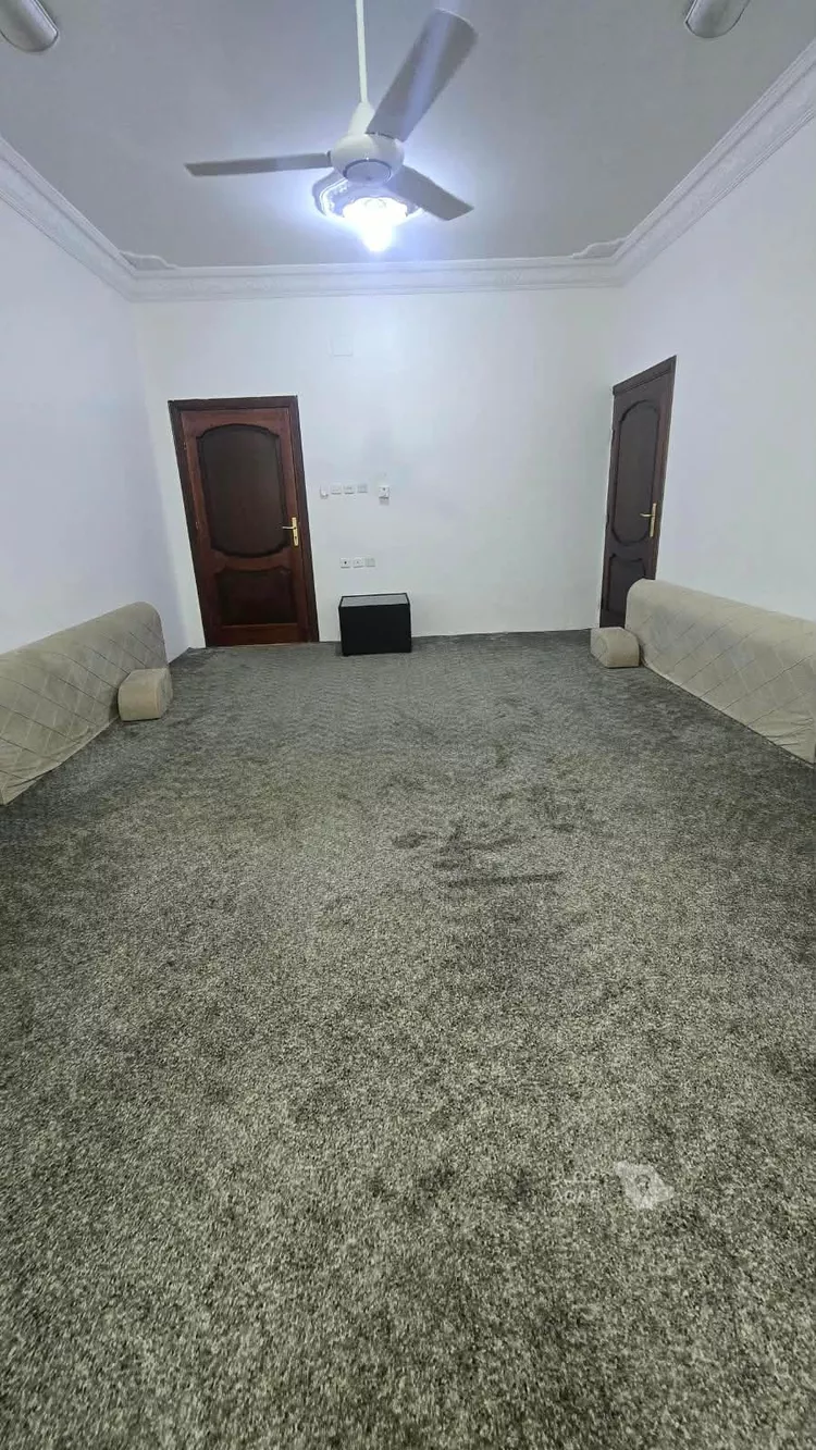 Floor for Sale in Medina Al Matar 8