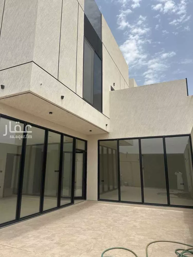 Villa for Sale in Medina Al Matar صورة 3