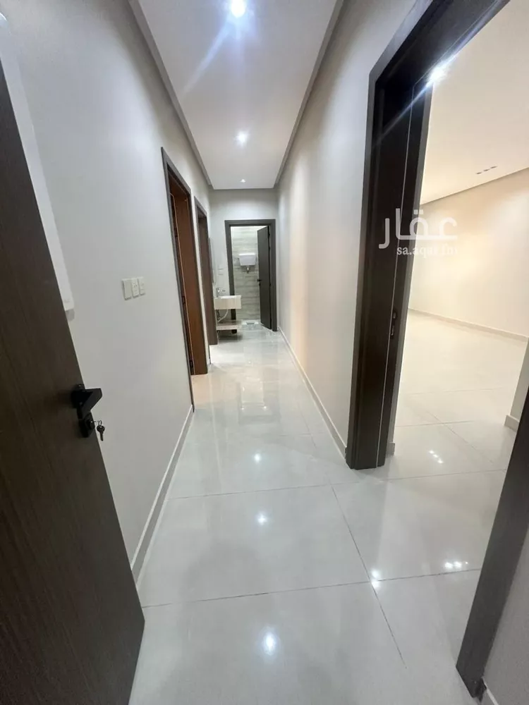 Building for Sale in Medina Al Matar صورة 4