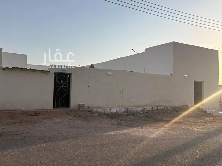 دور للبيع في شارع الحناكيه 85, حي الآمتداد الجنوبي لمخطط الحناكية, مدينة الحناكية, منطقة المدينة المنورة صورة 4