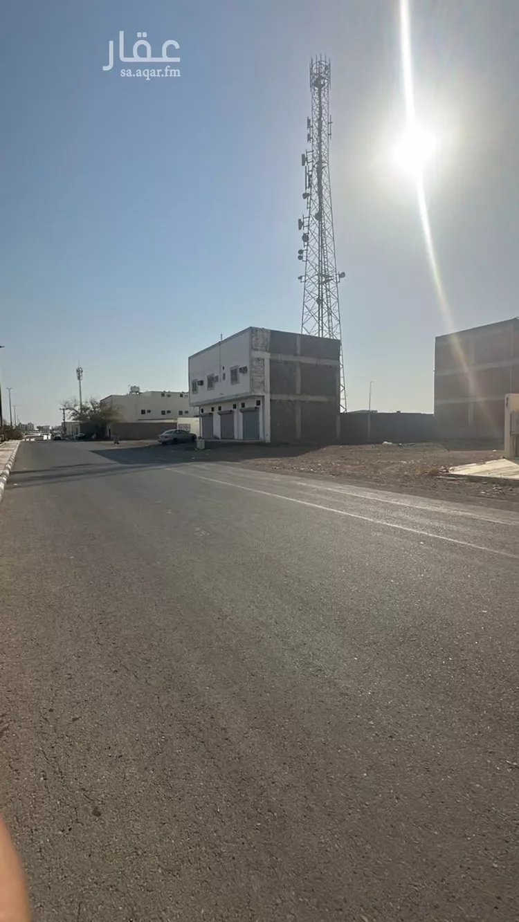 أرض للبيع في شارع عبدالرحمن ابن حبيب ابن عقبة, حي العاقول, مدينة المدينة المنورة, منطقة المدينة المنورة