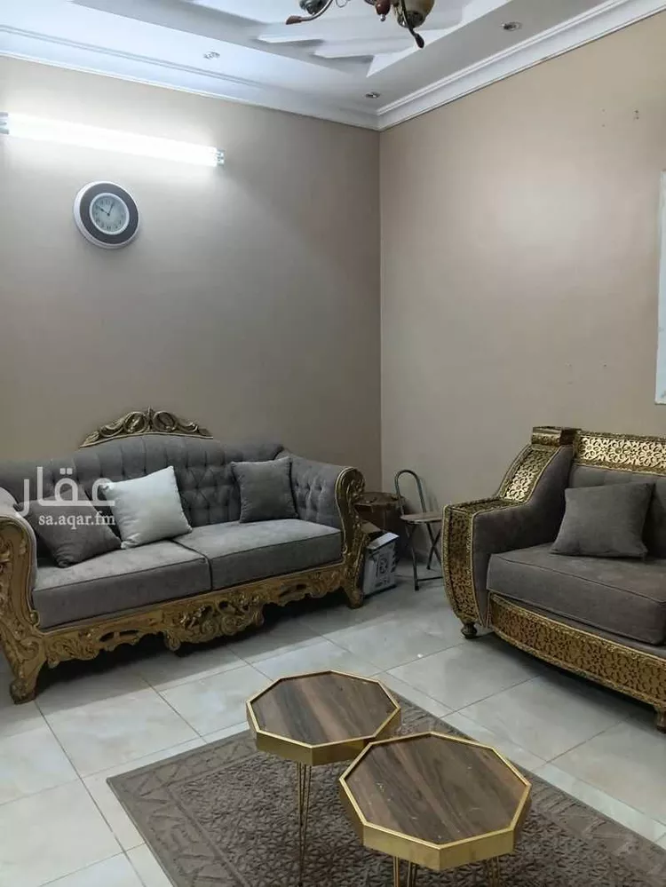 شقة للإيجار في شارع شهيد الدين ثم الوطن حسن صالح علي عبدالفتاح ، حي الصفا ، جيزان ، منطقة جازان