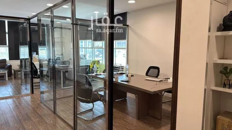 مكتب تجاري للإيجار في شارع الكوثر, حي العارض, مدينة الرياض, منطقة الرياض صورة 3