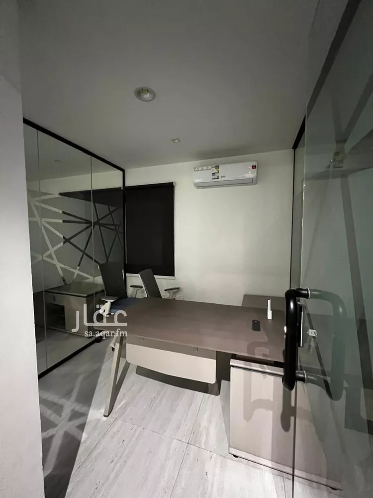 Commercial Office for Rent in Riyadh Al Malqa
