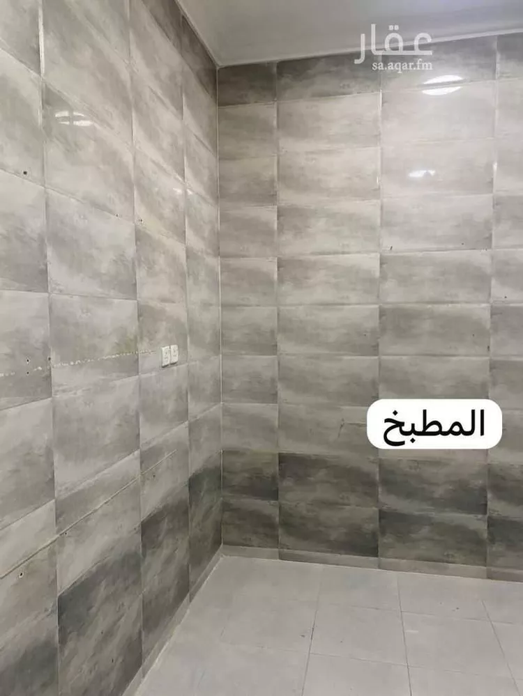 شقة للإيجار في شارع شارع عبد الله بن عمر, حي السويس 2, مدينة جازان, منطقة جازان صورة 4