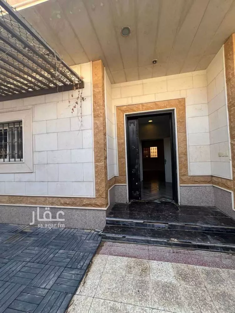 فيلا للإيجار في شارع عبدالله بن عقيل, حي الربوة, مدينة الرياض, منطقة الرياض صورة 2