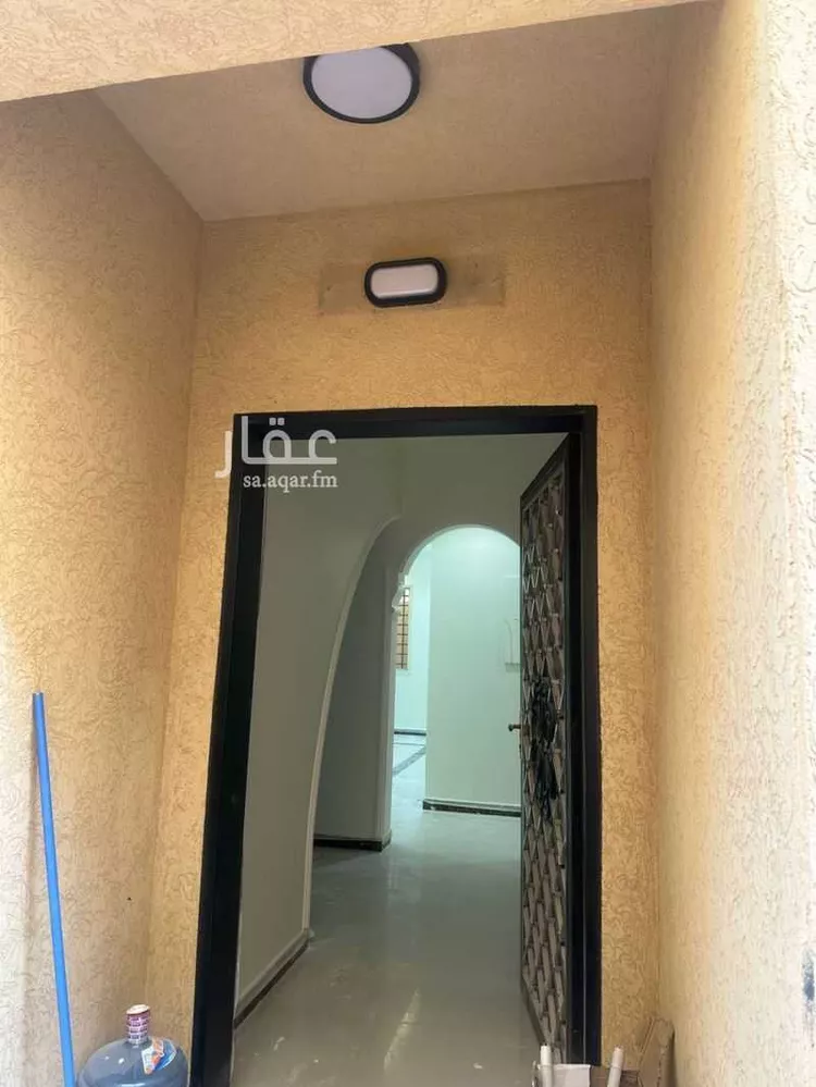 دور للإيجار في شارع حريملاء ، حي ظهرة لبن ، الرياض ، منطقة الرياض