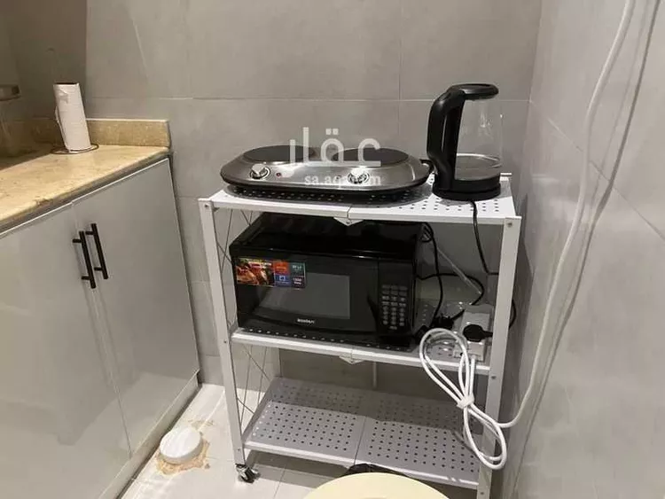 شقة للإيجار في شارع فيصل بن عبدالعزيز, حي الورود, مدينة المزاحمية, منطقة الرياض صورة 3