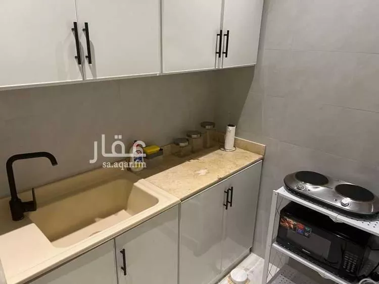 شقة للإيجار في شارع فيصل بن عبدالعزيز, حي الورود, مدينة المزاحمية, منطقة الرياض صورة 5