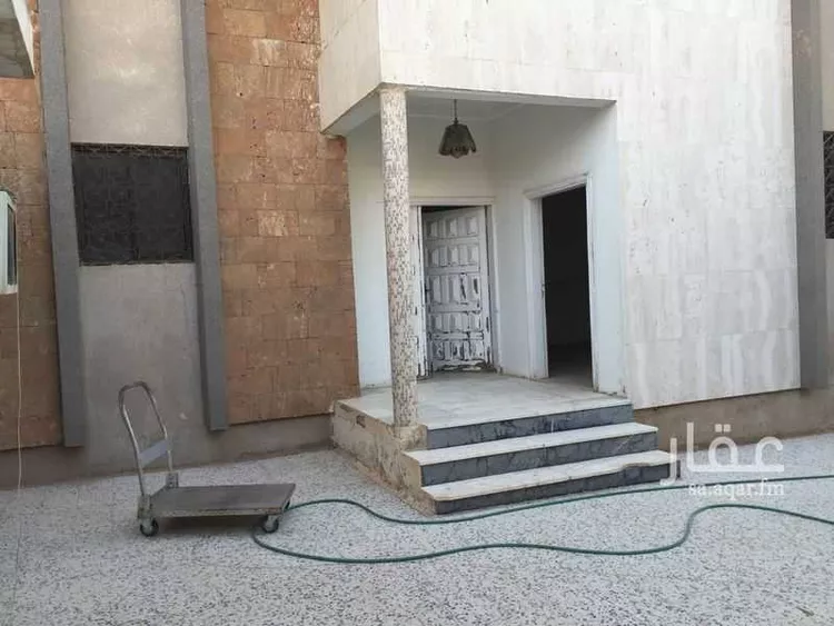 فيلا للبيع في شارع حسين آل الشيخ, حي السويدي, مدينة الرياض, منطقة الرياض صورة 5