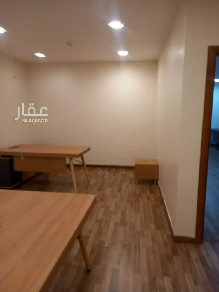 مكتب تجاري للإيجار في شارع ابو العباس بن عبدالمطلب, حي الشاطئ, مدينة جدة, منطقة مكة المكرمة صورة 3