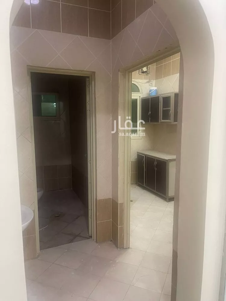 مكتب تجاري للإيجار في شارع عمرو ابن هشام ??بن عمرو ابن ربيعة, حي النعاثل, مدينة الاحساء, المنطقة الشرقية صورة 4