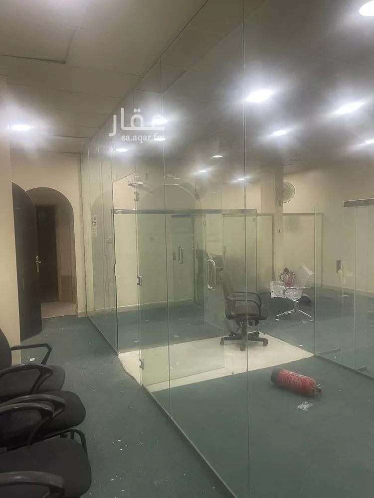 مكتب تجاري للإيجار في شارع عمرو ابن هشام ??بن عمرو ابن ربيعة, حي النعاثل, مدينة الاحساء, المنطقة الشرقية صورة 2
