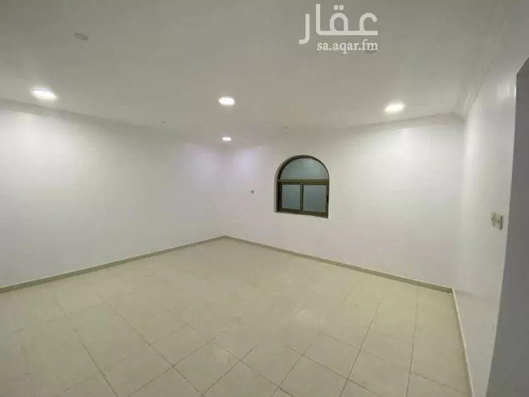 شقة للإيجار في شارع فرحان السعود, حي الرويضة, مدينة الاحساء, المنطقة الشرقية صورة 3