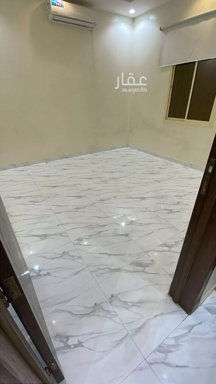 Floor for Sale in Al Muzahimiyah Al Hada