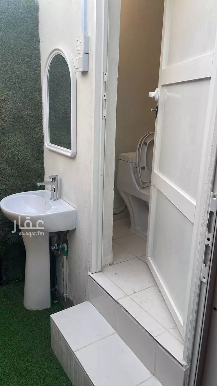 غرفة للإيجار في شارع محمد بن السري, حي المهدية, مدينة الرياض, منطقة الرياض