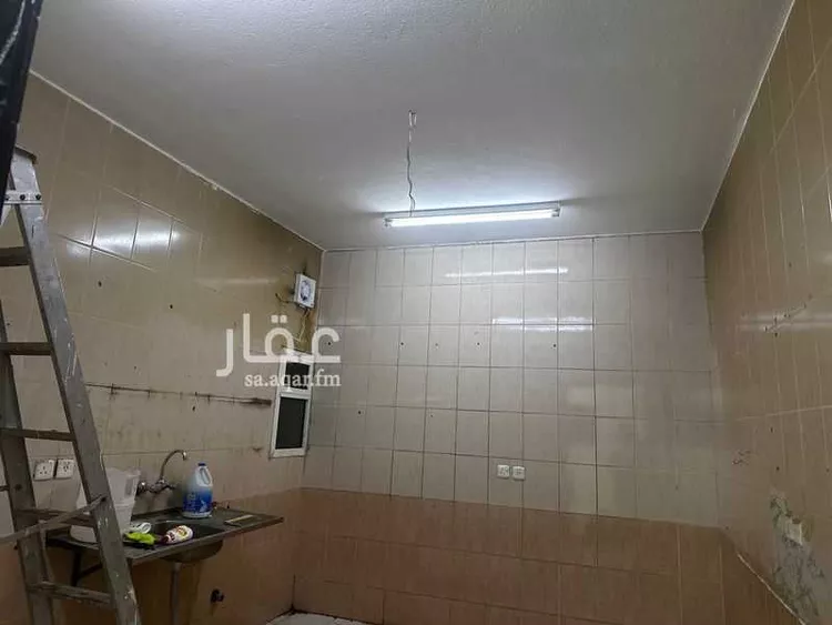 Building for Rent in Riyadh Al Khaleej صورة 4