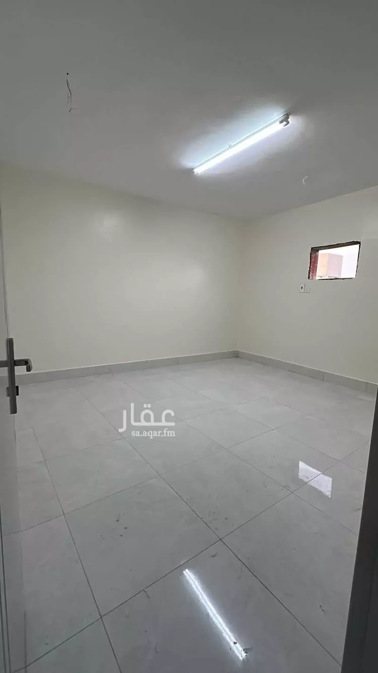 Building for Rent in Riyadh Al Khaleej صورة 3