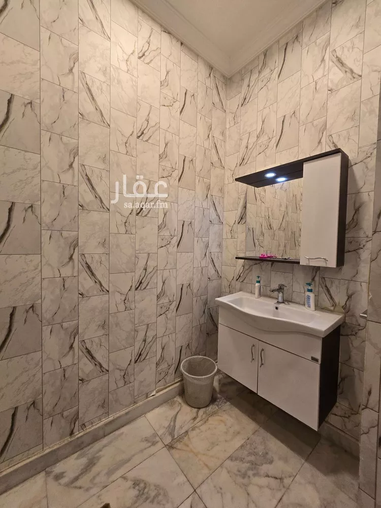 فيلا للبيع في شارع أبي الصفاء الحسيني, حي الزمرد, مدينة جدة, منطقة مكة المكرمة 12