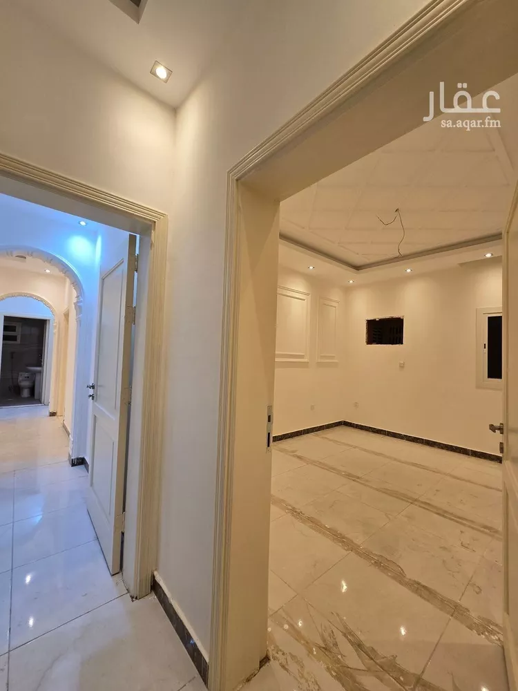 عمارة للبيع في شارع الحراني, حي الزمرد, مدينة جدة, منطقة مكة المكرمة 1 صورة