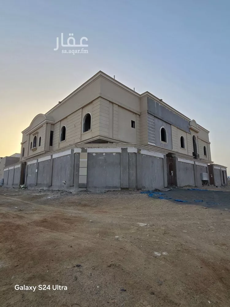 Building for Sale in Jeddah Az Zomorod صورة 3