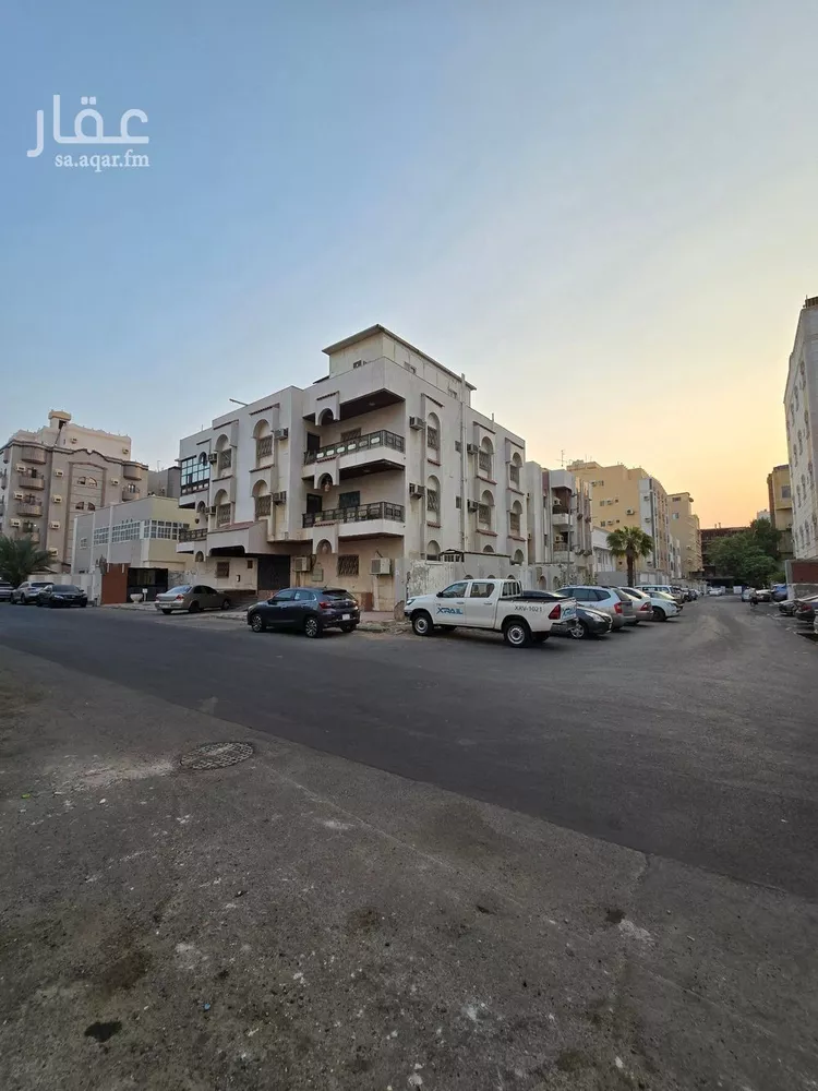عمارة للبيع في شارع الربوه الخضراء, حي السلامة, مدينة جدة, منطقة مكة المكرمة