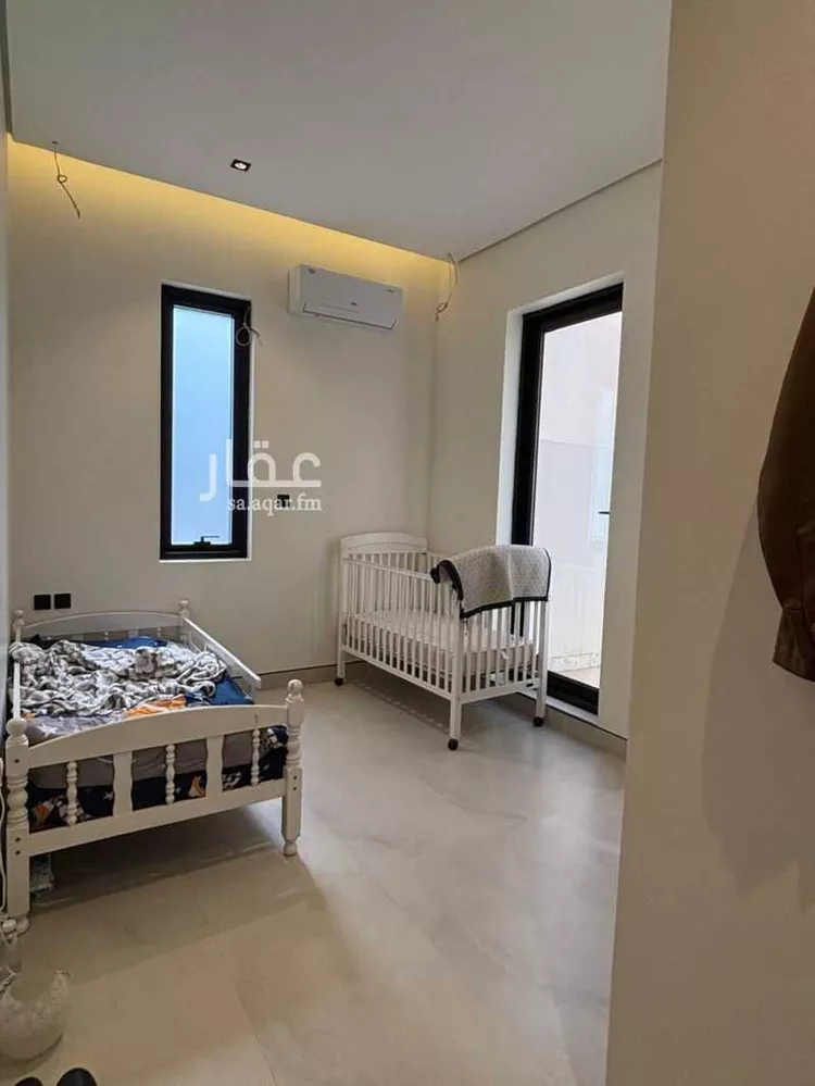 فيلا للبيع في شارع ال صفيان, حي ظهرة العودة شرق, مدينة امارة منطقة الرياض - الدرعيه, منطقة الرياض صورة 3
