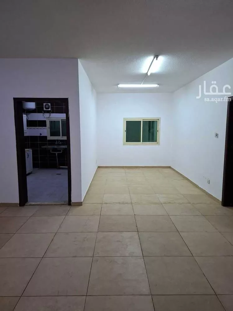 شقة للإيجار في شارع الامير عبدالله بن عبدالرحمن, حي ظهرة العودة شرق, مدينة الدرعية, منطقة الرياض