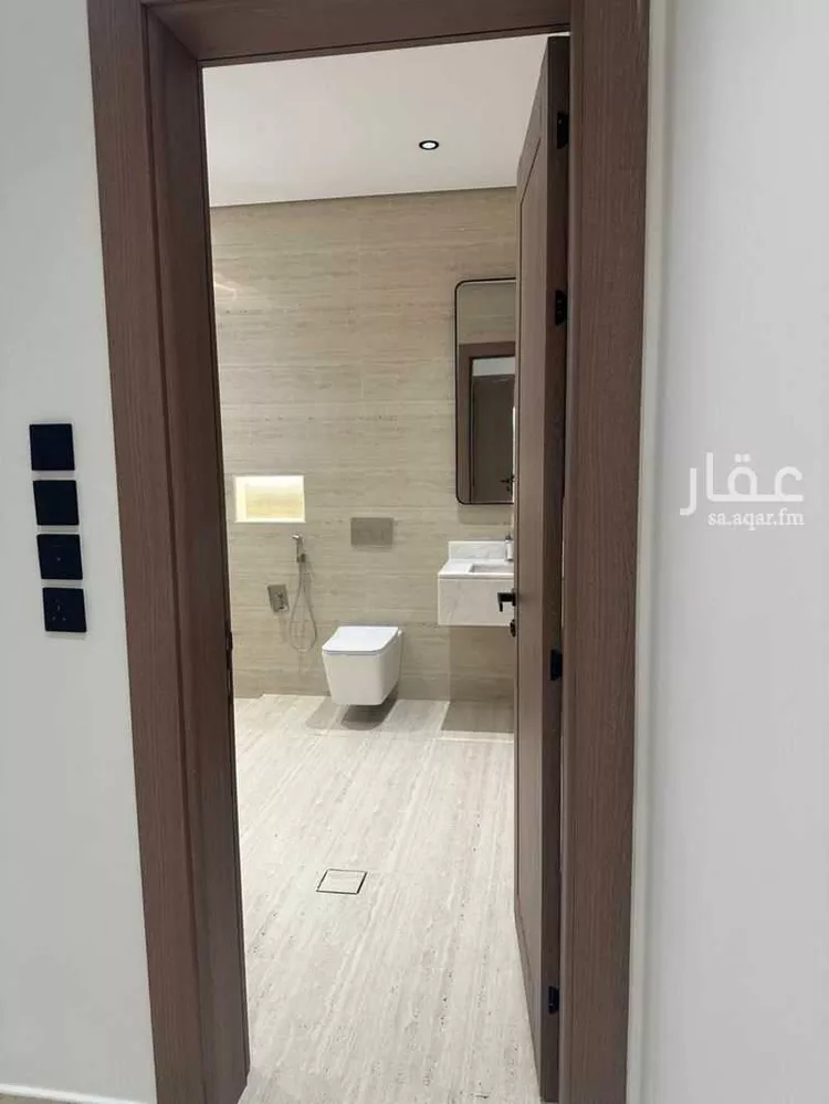 فيلا للبيع في شارع الملك خالد ابن عبدالعزيز, حي ضاحية الملك فهد, مدينة الدمام, المنطقة الشرقية صورة 5