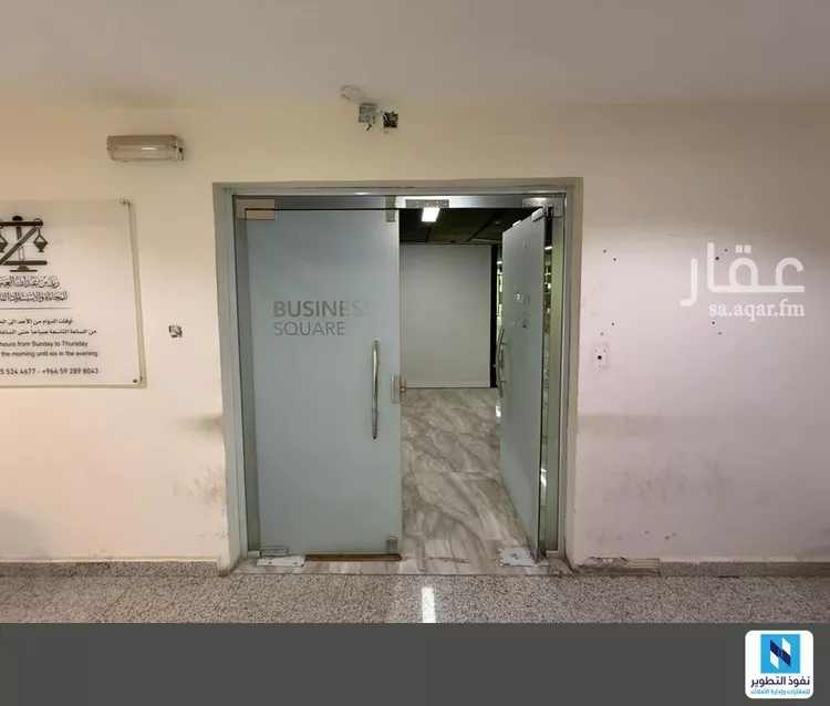 مكتب تجاري للإيجار في شارع صالح القاضي, حي الملك فيصل, مدينة الرياض, منطقة الرياض صورة 2