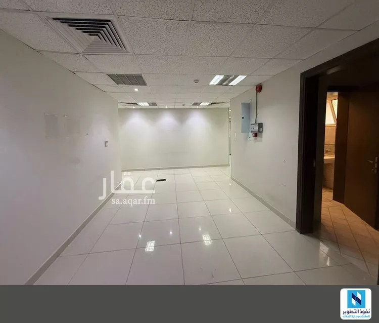 مكتب تجاري للإيجار في شارع المهندس مساعد العنقري, حي السليمانية, مدينة الرياض, منطقة الرياض صورة 2