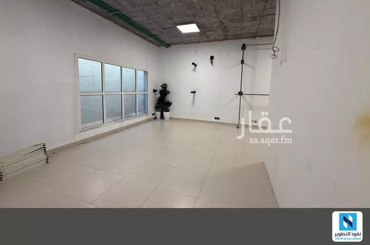 مكتب تجاري للإيجار في شارع سليط التميمي, حي الملك فهد, مدينة الرياض, منطقة الرياض صورة 2