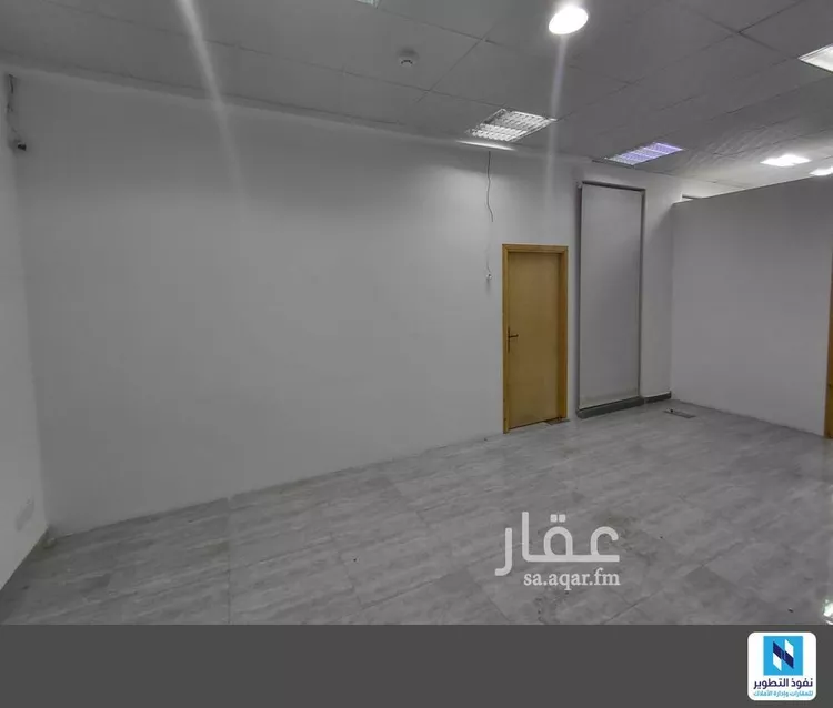 مكتب تجاري للإيجار في شارع خالد بن الوليد, حي الأندلس, مدينة الرياض, منطقة الرياض صورة 3