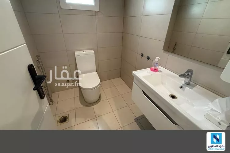 مكتب تجاري للإيجار في شارع سليط التميمي, حي الملك فهد, مدينة الرياض, منطقة الرياض 20
