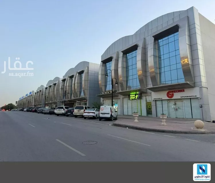 مكتب تجاري للإيجار في شارع المهندس مساعد العنقري, حي السليمانية, مدينة الرياض, منطقة الرياض