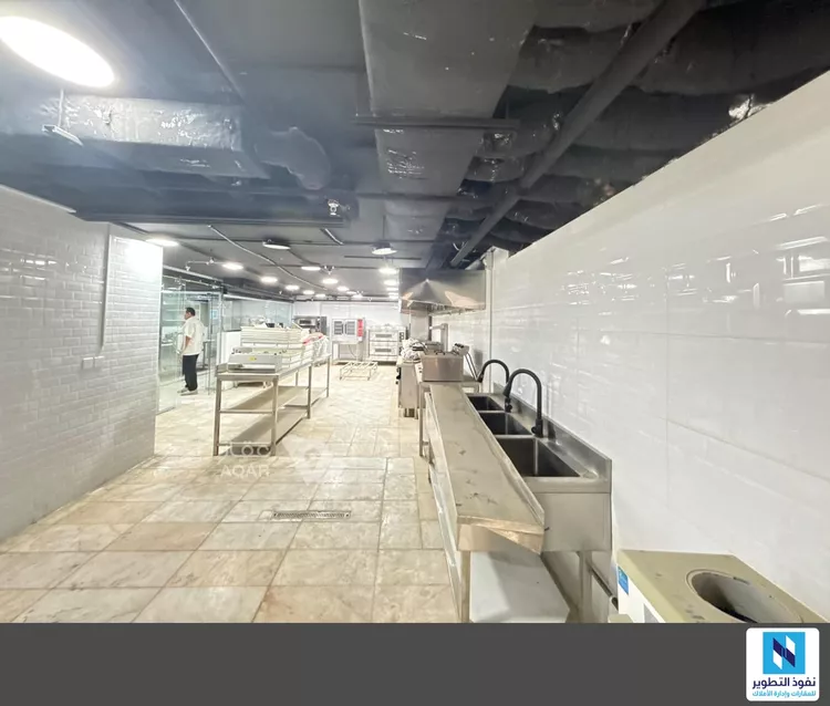 محل للإيجار في شارع طريق الملك عبدالله الفرعي, حي البغدادية الغربية, مدينة جدة, منطقة مكة المكرمة 3