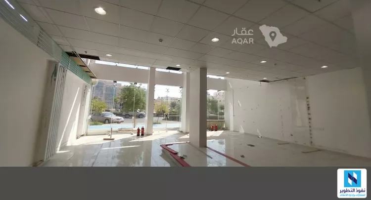 محل للإيجار في شارع الملك عبدالله بن عبدالعزيز, حي الخالدية, مدينة المدينة المنورة, منطقة المدينة المنورة 4