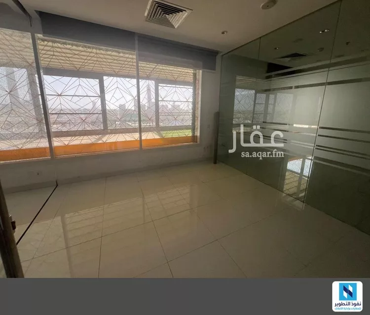مكتب تجاري للإيجار في شارع طريق الملك عبدالعزيز فرعي, حي الزهراء, مدينة جدة, منطقة مكة المكرمة صورة 5