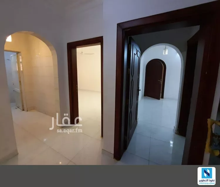 شقة للإيجار في صورة 3