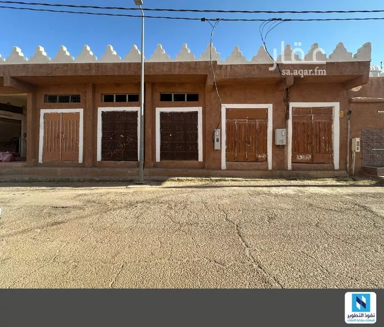محل للإيجار في شارع الديرة , حي الديرة, مدينة شقراء, منطقة الرياض صورة 2