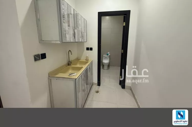 مكتب تجاري للإيجار في شارع سليط التميمي, حي الملك فهد, مدينة الرياض, منطقة الرياض صورة 5