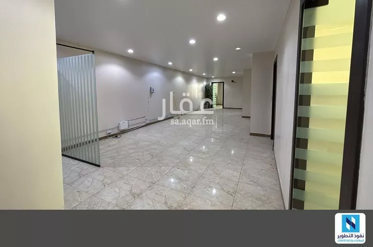 مكتب تجاري للإيجار في شارع صالح القاضي, حي الملك فيصل, مدينة الرياض, منطقة الرياض صورة 4