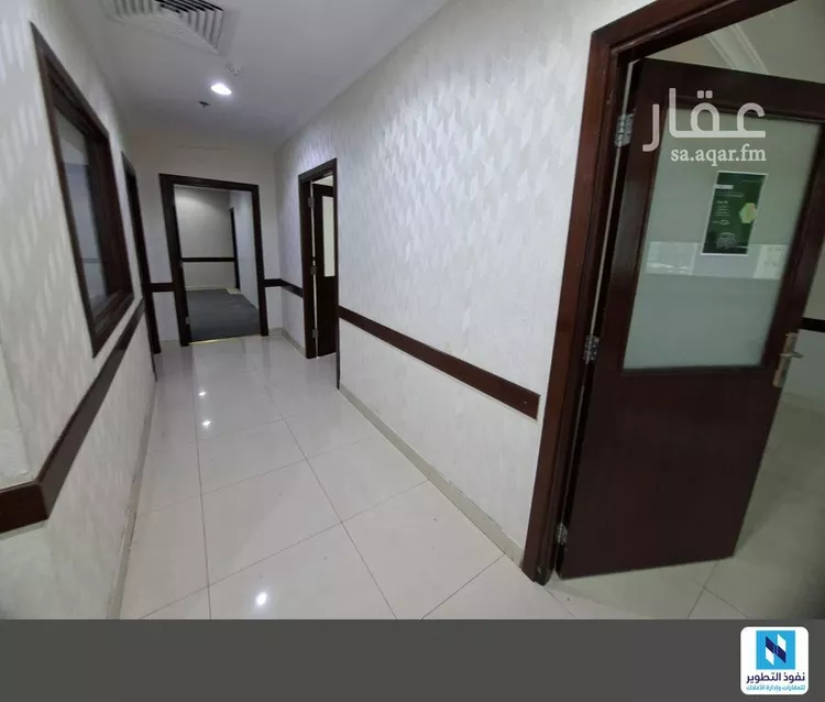 مكتب تجاري للإيجار في شارع طريق الملك عبدالله الفرعي, حي البغدادية الغربية, مدينة جدة, منطقة مكة المكرمة صورة 2