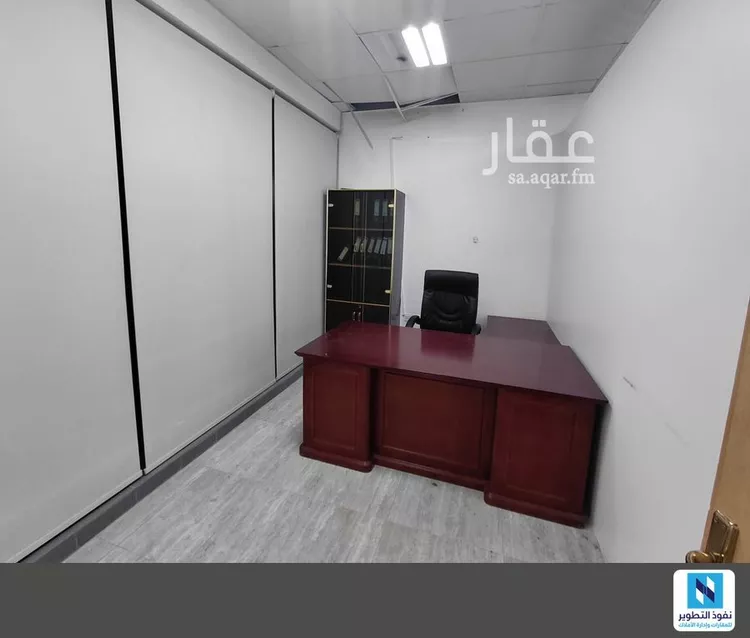 مكتب تجاري للإيجار في شارع خالد بن الوليد, حي الأندلس, مدينة الرياض, منطقة الرياض صورة 5