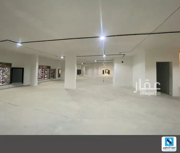 عمارة للإيجار في شارع الملك عبدالله ابن عبدالعزيز سعود الفرعي, حي المرسلات, مدينة الرياض, منطقة الرياض صورة 2