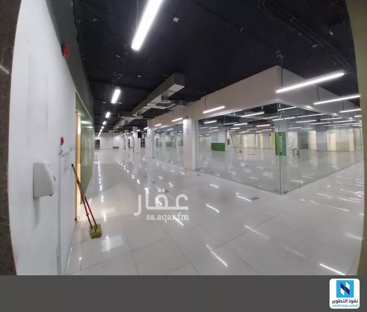 مكتب تجاري للإيجار في شارع انس بن مالك, حي الملقا, مدينة الرياض, منطقة الرياض صورة 2