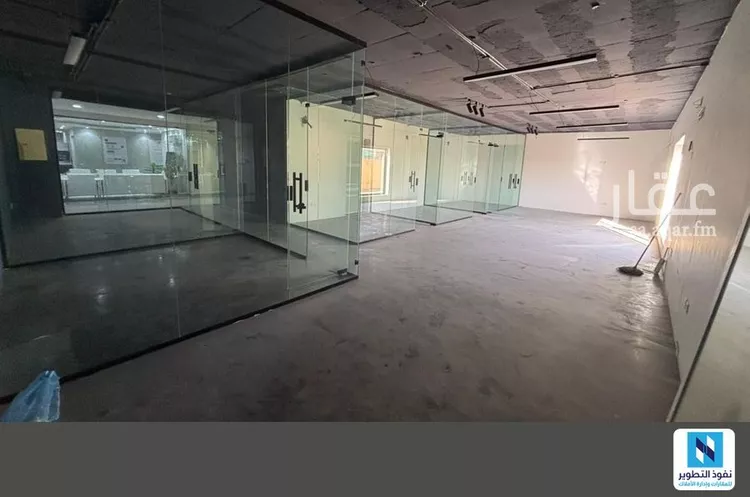 مكتب تجاري للإيجار في شارع صالح القاضي, حي الملك فيصل, مدينة الرياض, منطقة الرياض صورة 2