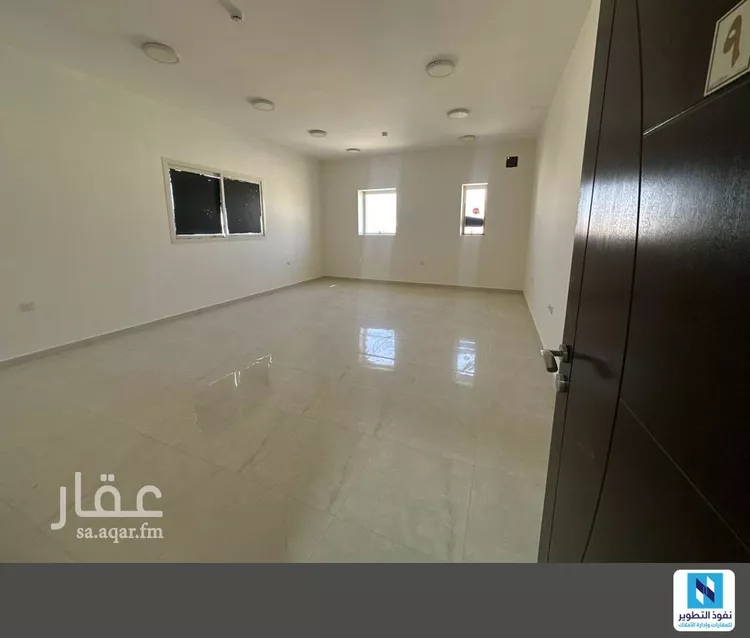 مكتب تجاري للإيجار في شارع طريق واد الدواسر العام, حي اللدام الجنوبي, مدينة وادي الدواسر, منطقة الرياض صورة 2