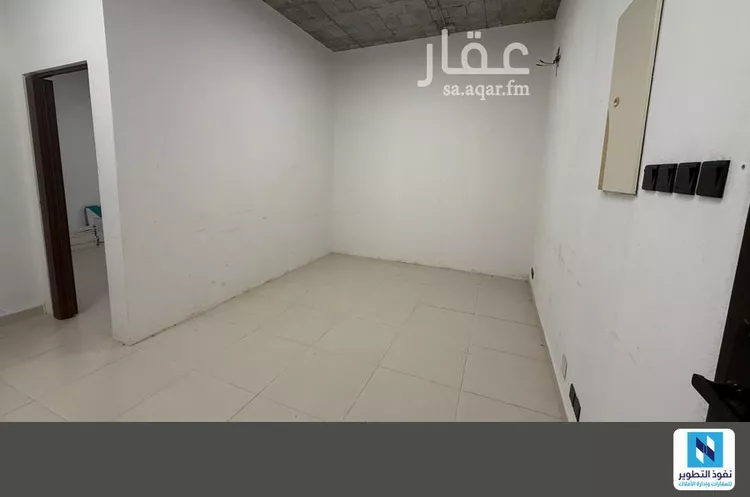 مكتب تجاري للإيجار في شارع سليط التميمي, حي الملك فهد, مدينة الرياض, منطقة الرياض صورة 3
